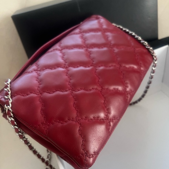 Chanel Stitches Diamonds Flap Bag - Picture 12 of 14